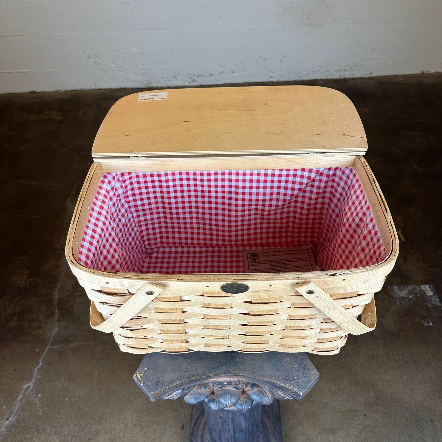Peterboro Picnic Basket UNIQUE FINDS