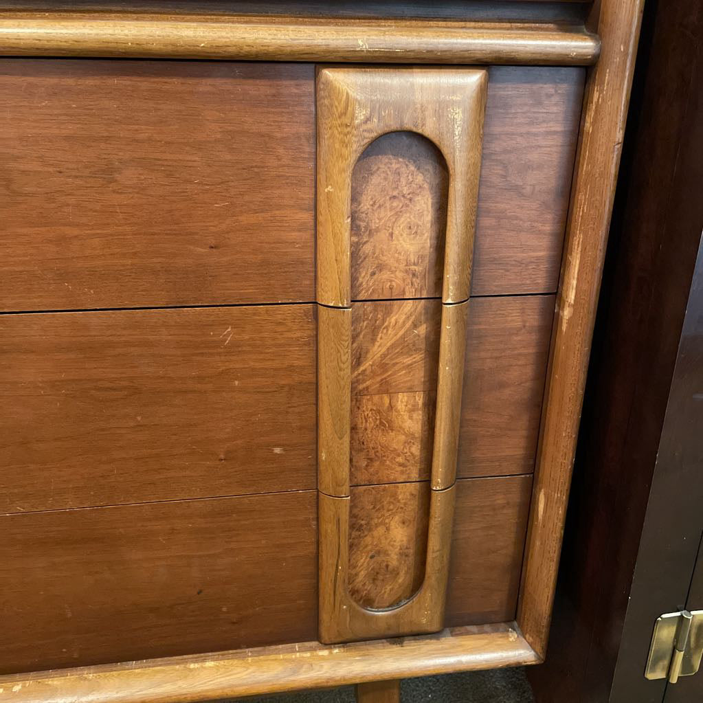 Lane Vintage Walnut and Burlwood Five Drawer Dresser
