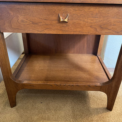 Broyhill Brasilia 1 Drawer Nightstand