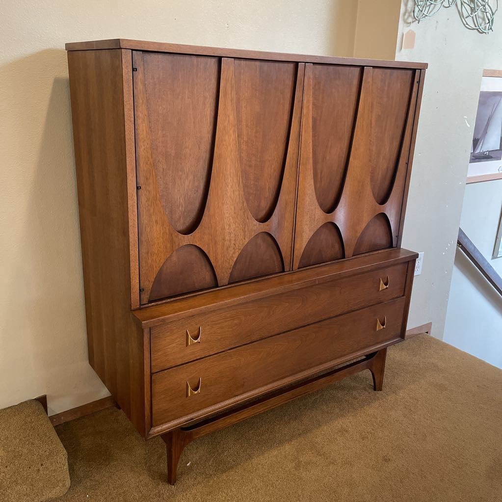 Broyhill Brasilia Walnut MCM Gentlemens Dresser C HIGHBOYS