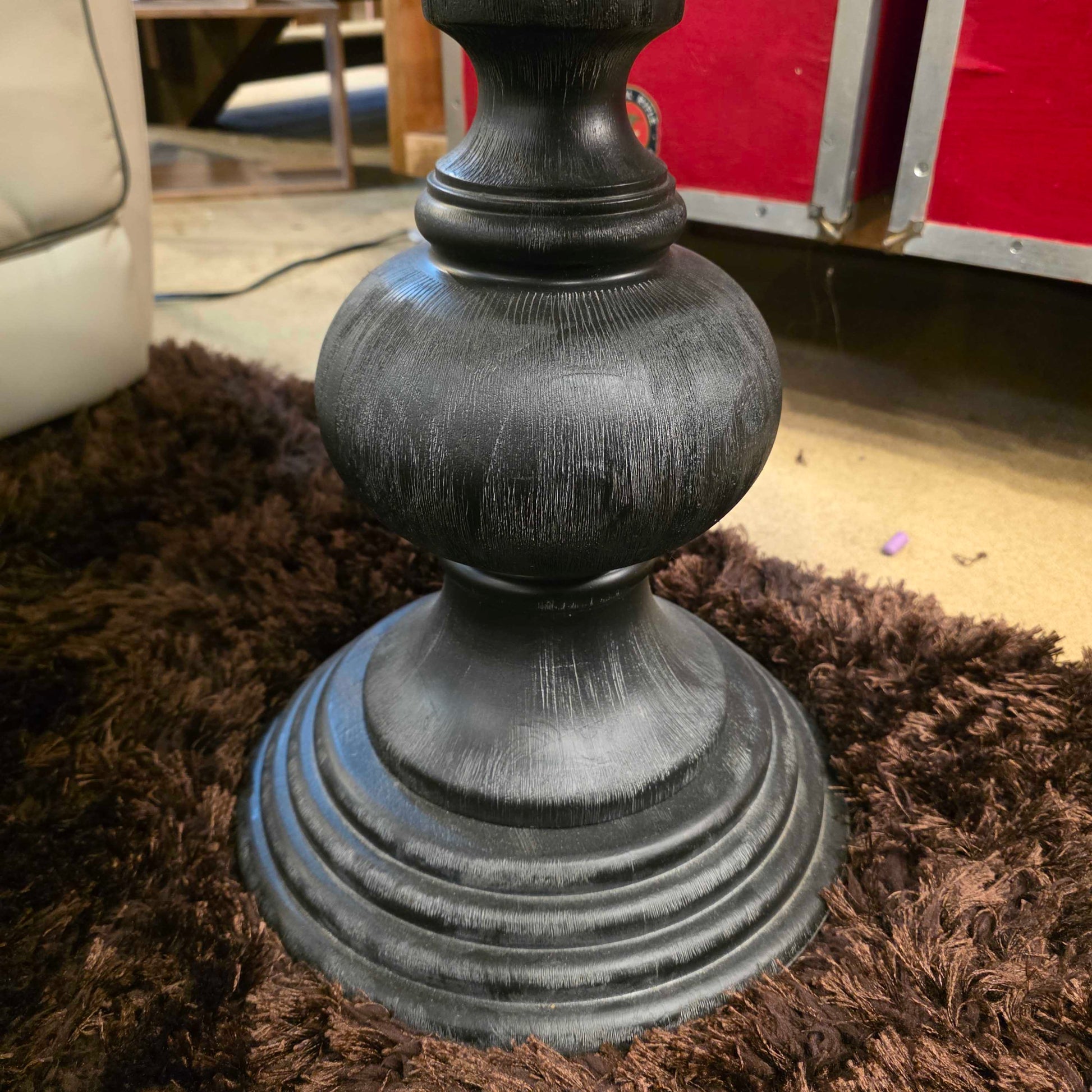Rustic Circular Book Matched Top Black Base End Table C SIDE TABLES