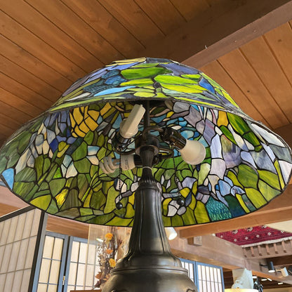 Tiffany-style Lamp LAMPS