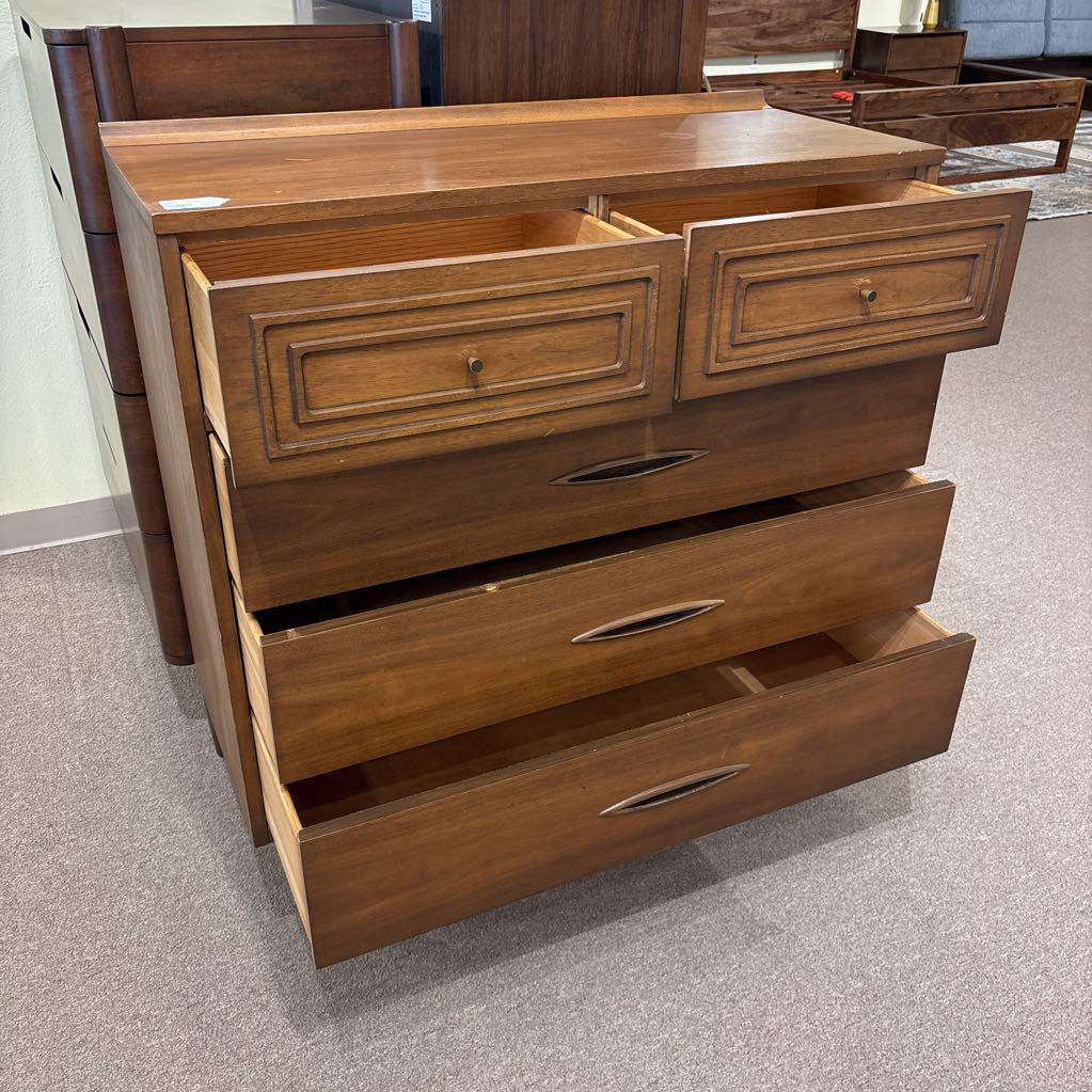 MCM 5 Drawer Chest of Drawers AS IS