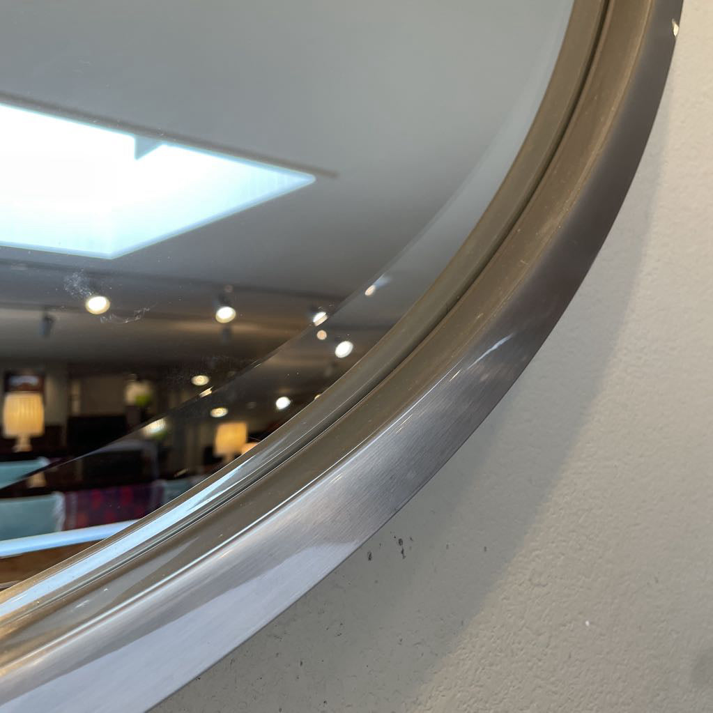 Large Round Mirror/Uttermost