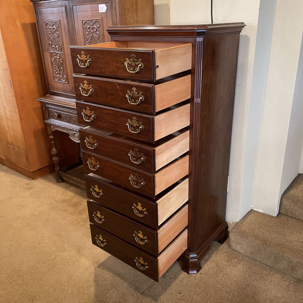 Drexel 8 Drawer Lingerie Chest