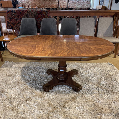 Column Base Round Expanding Dining Table