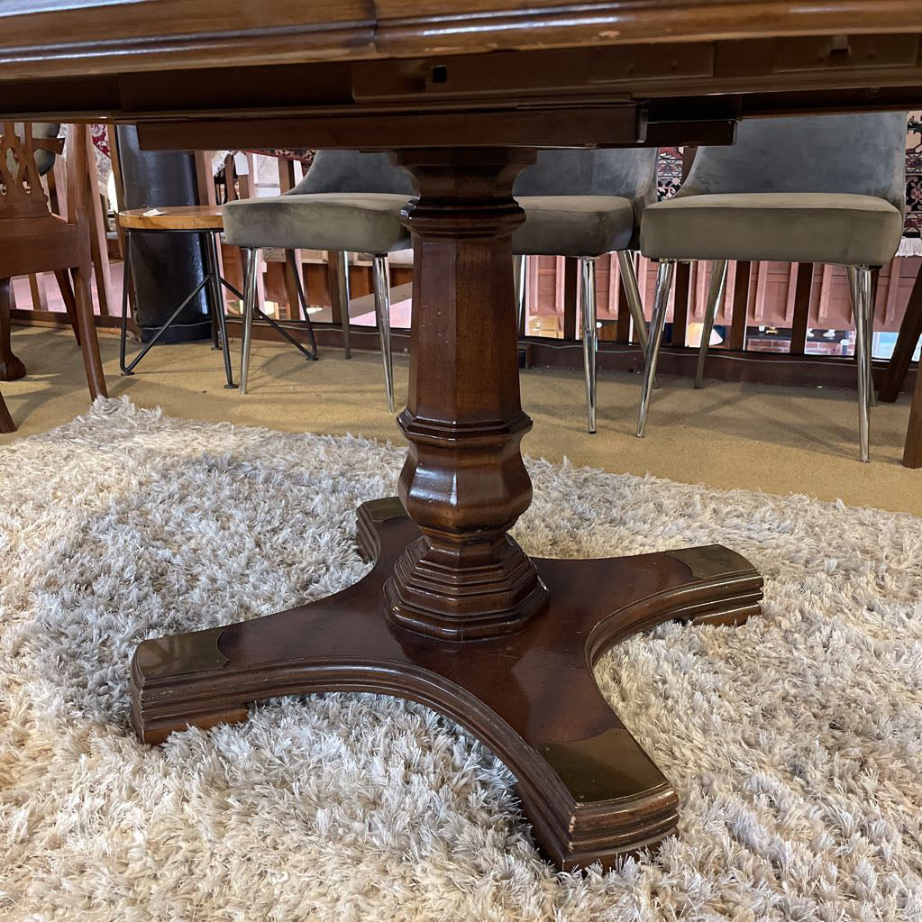 Column Base Round Expanding Dining Table