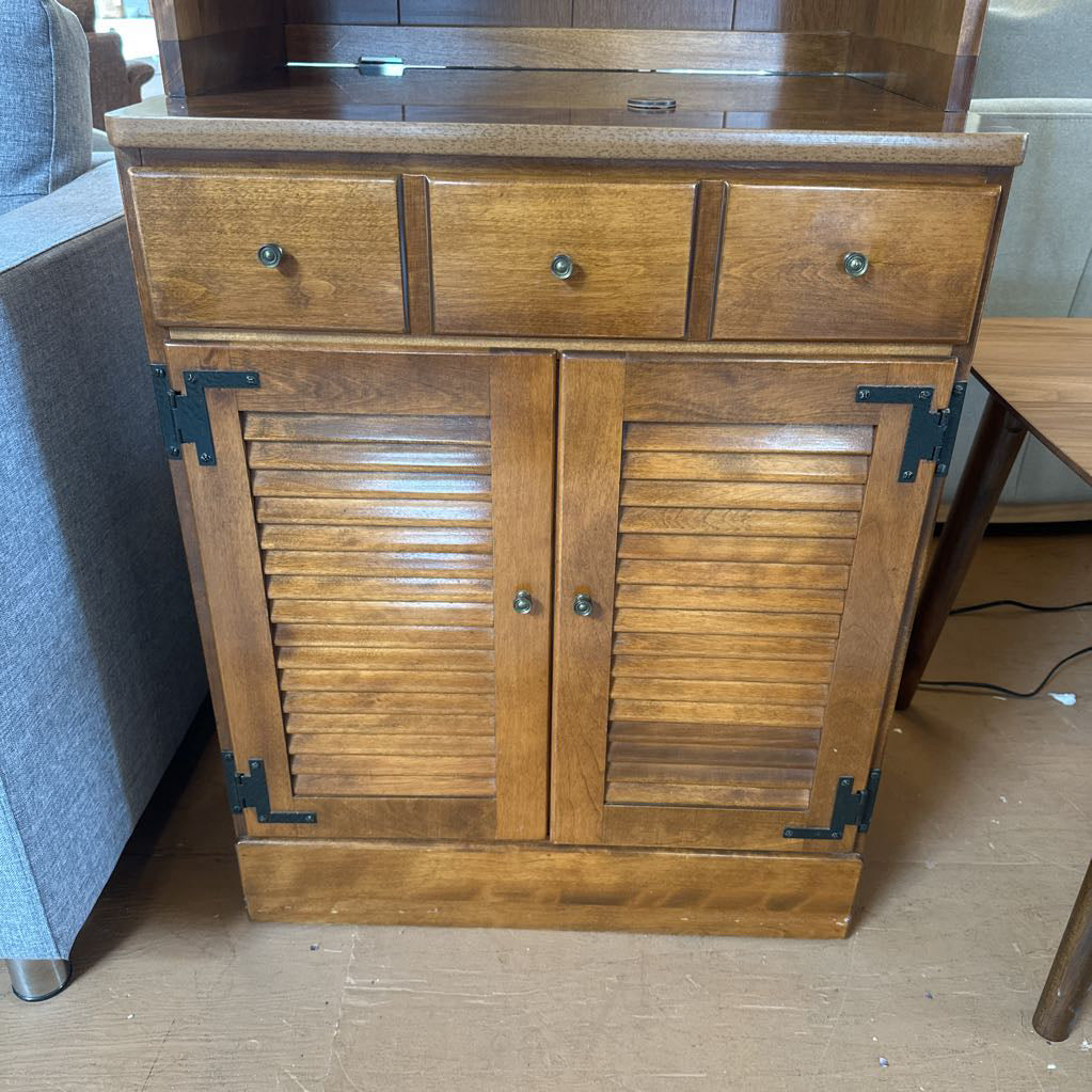 Maple 2 Piece Stand Up Vanity