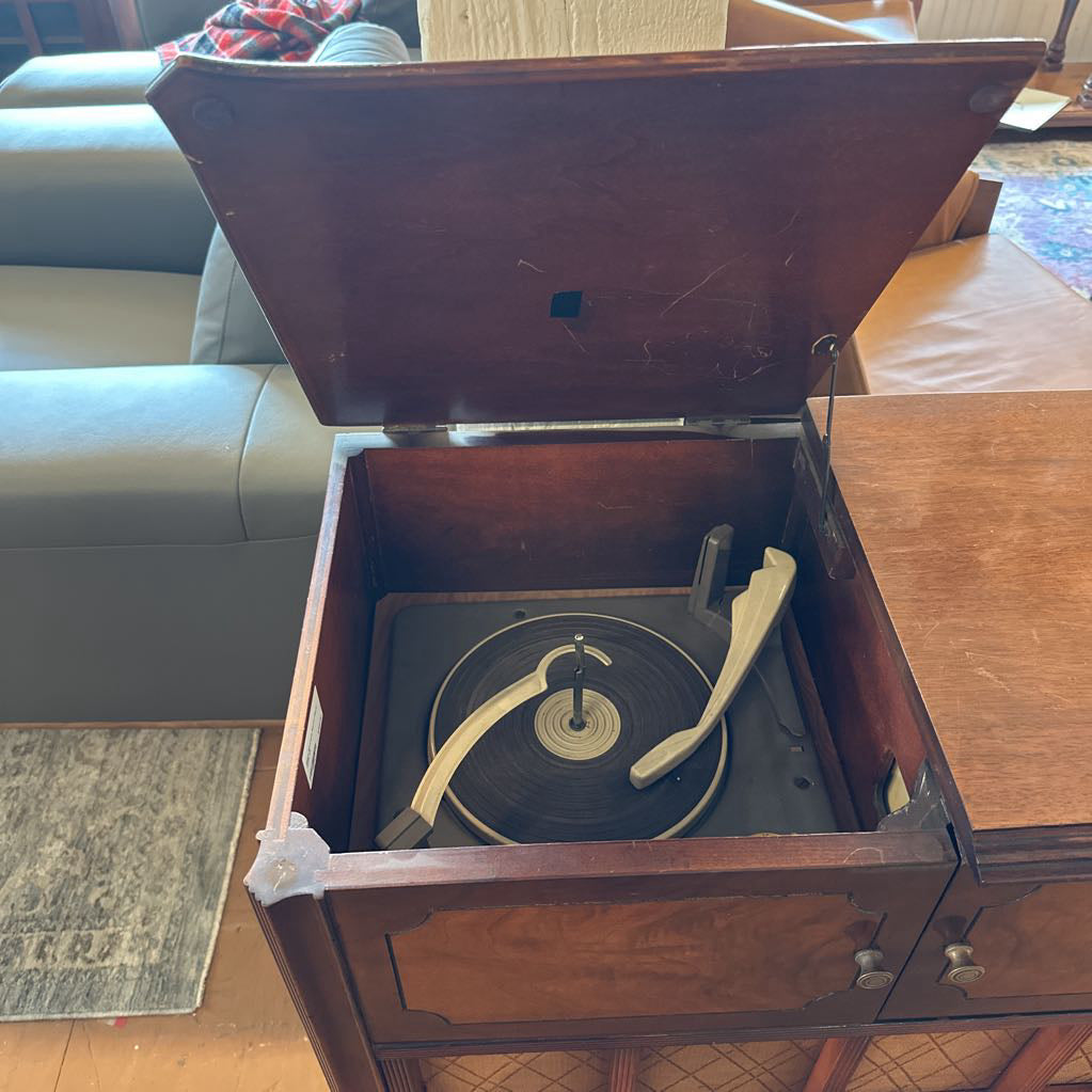 Sears Silvertone Record Player Radio