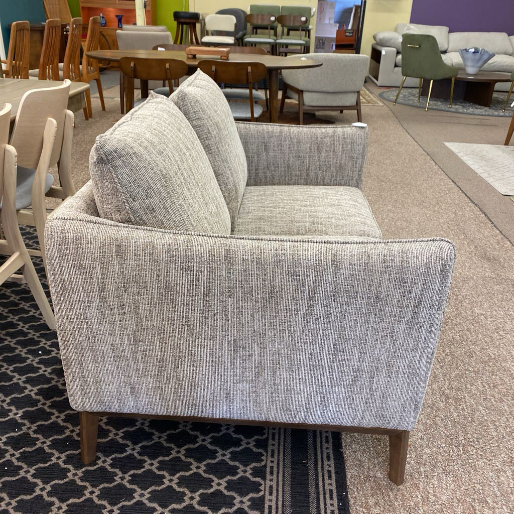Lithia Brown Loveseat U LOVESEATS