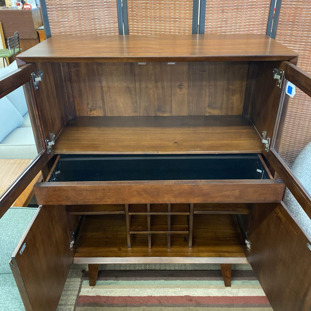 Burdell Bar Server