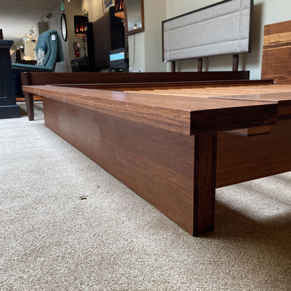 Japanese Style Bamboo Wood Queen Platform Bed