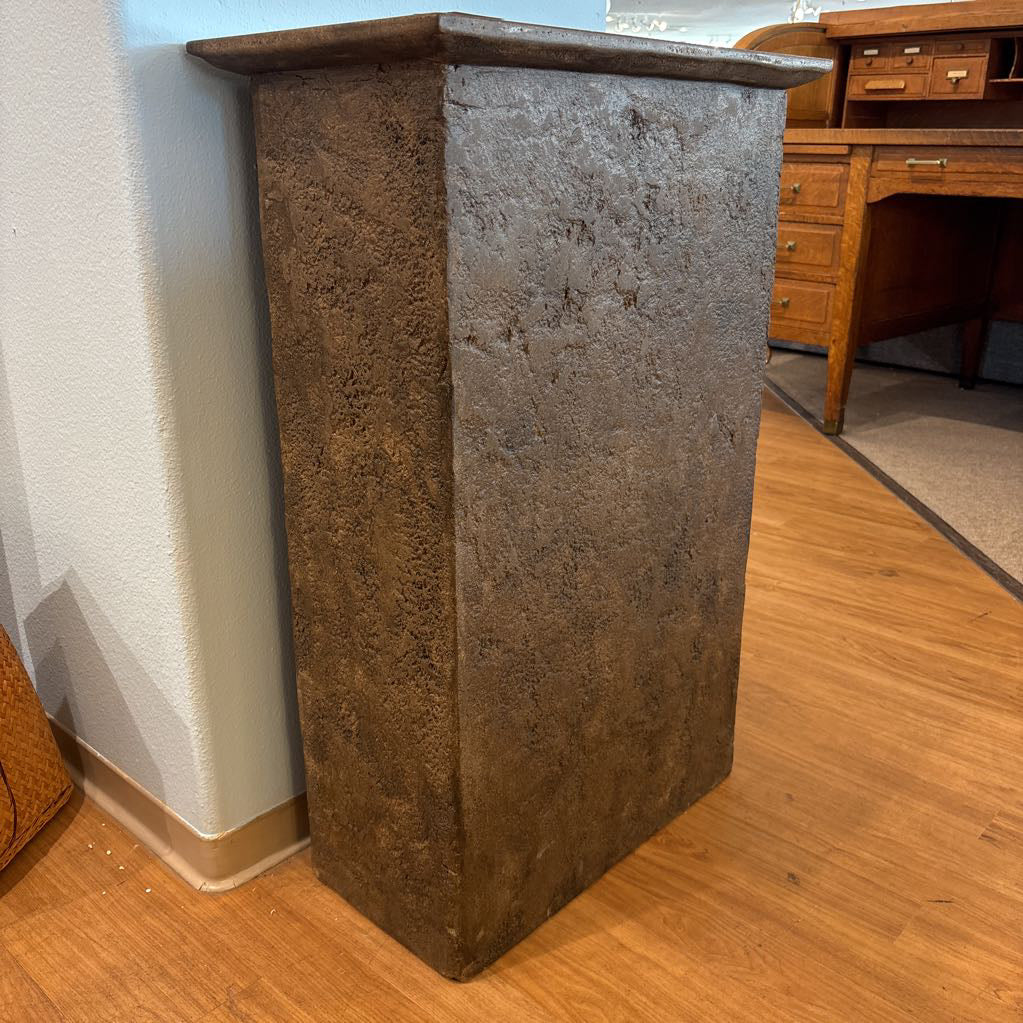 Stone-Resin & Fiberglass Display Pedestal