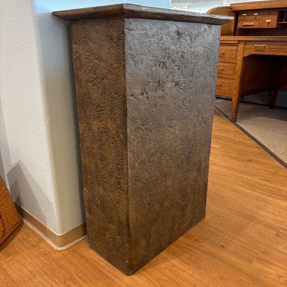 Stone-Resin & Fiberglass Display Pedestal