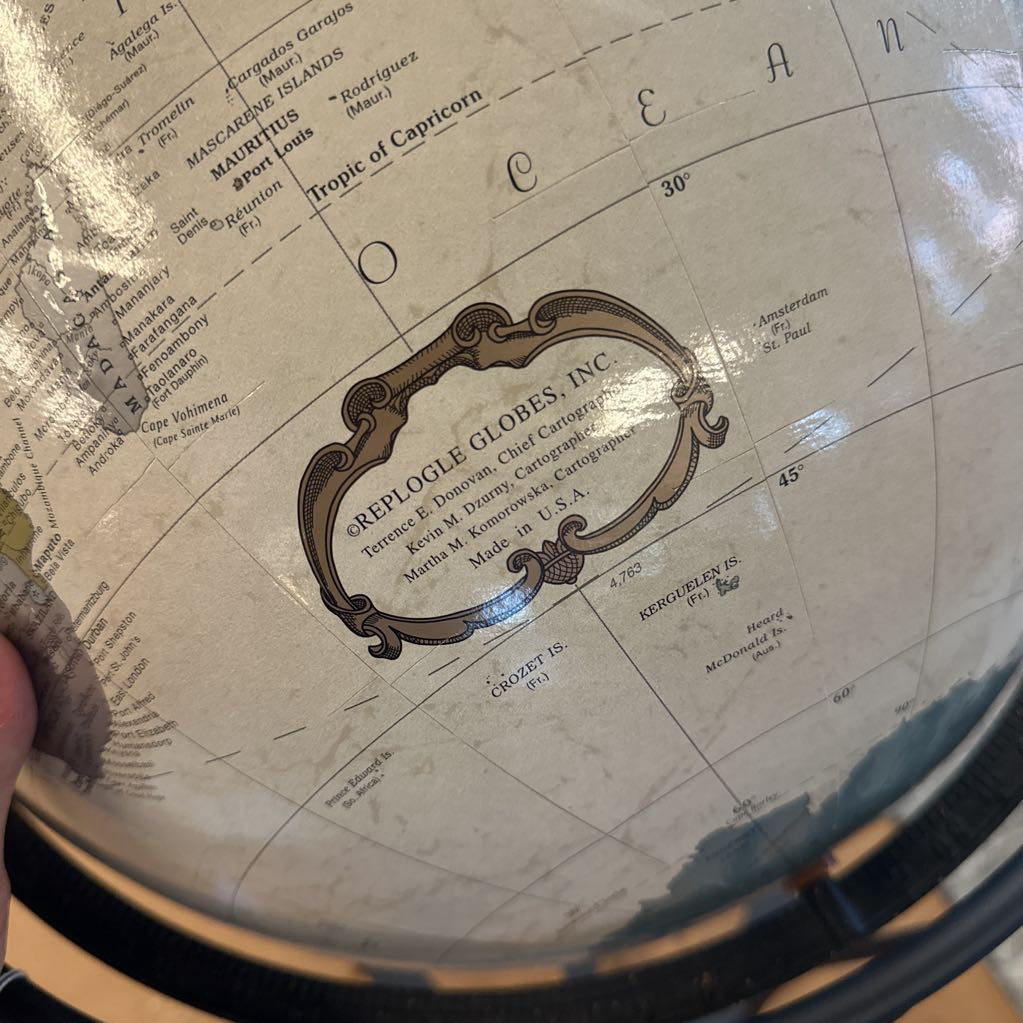 Platinum Classic Series Globe