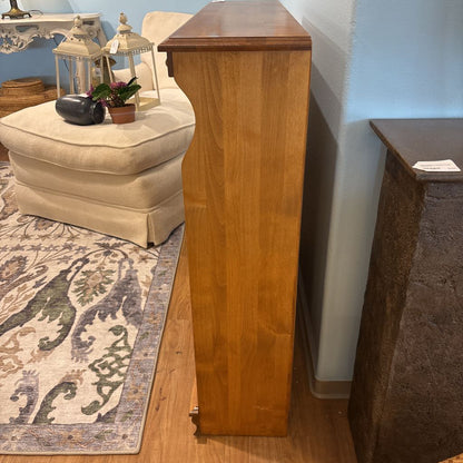 Pie Crust Colonial Low Bookcase