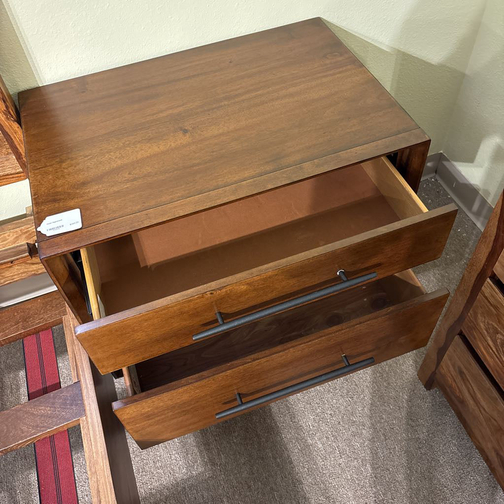 Hojen Nightstand