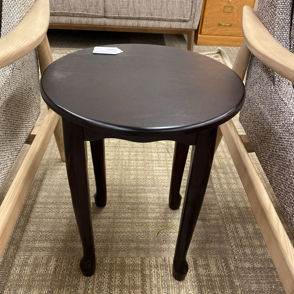 Round Espresso Classic Leg Side Table C SIDE TABLES