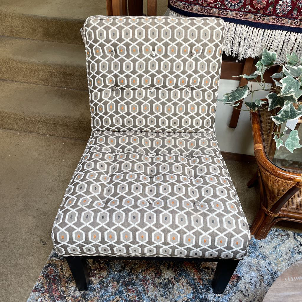 Geometric White & Gray/Brown Tufted Upholstry Slipper Chair