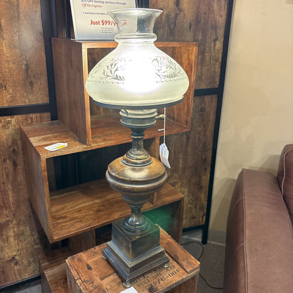 Antique Gold Carafe Top Lamp