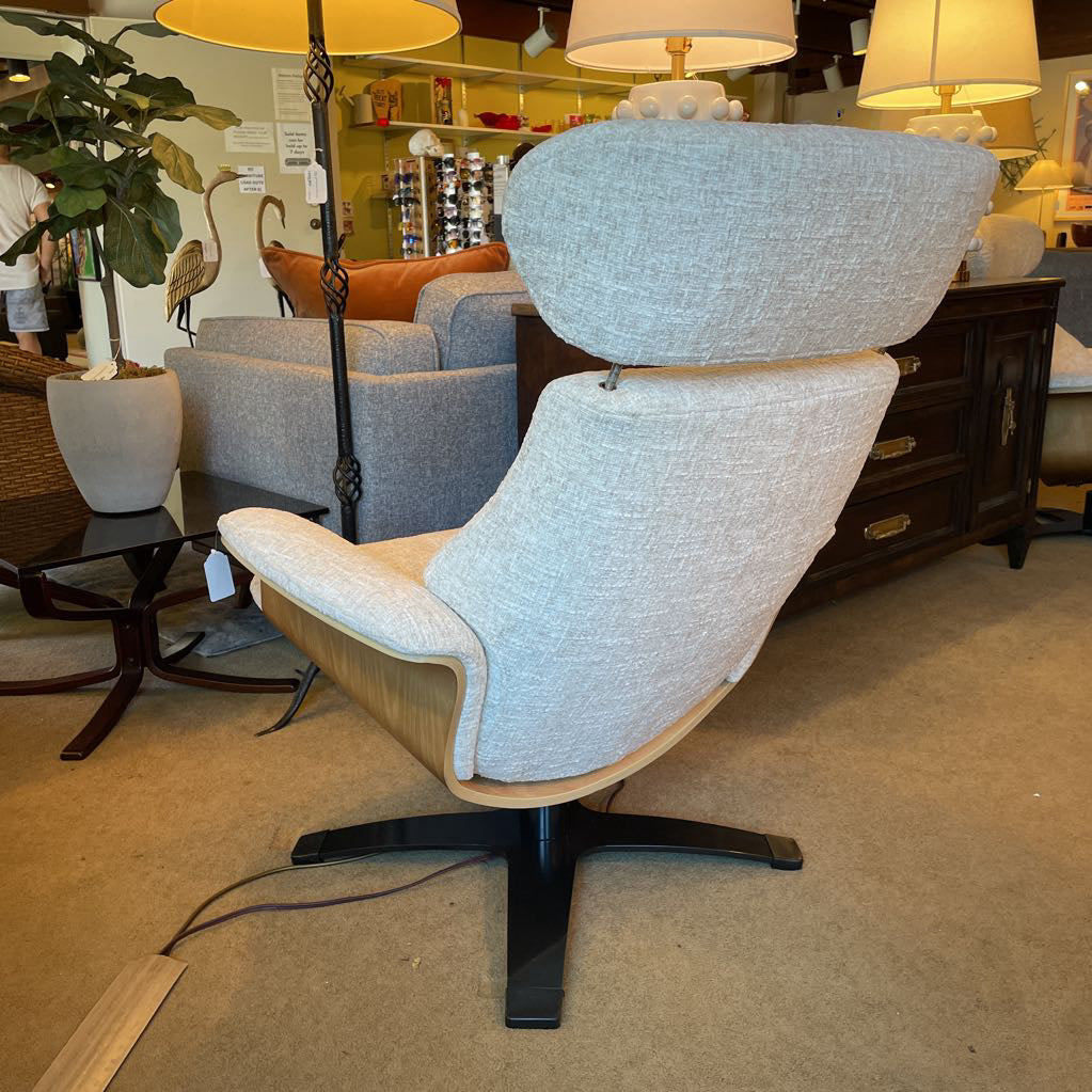 Sardinata Arctic Accent Chair