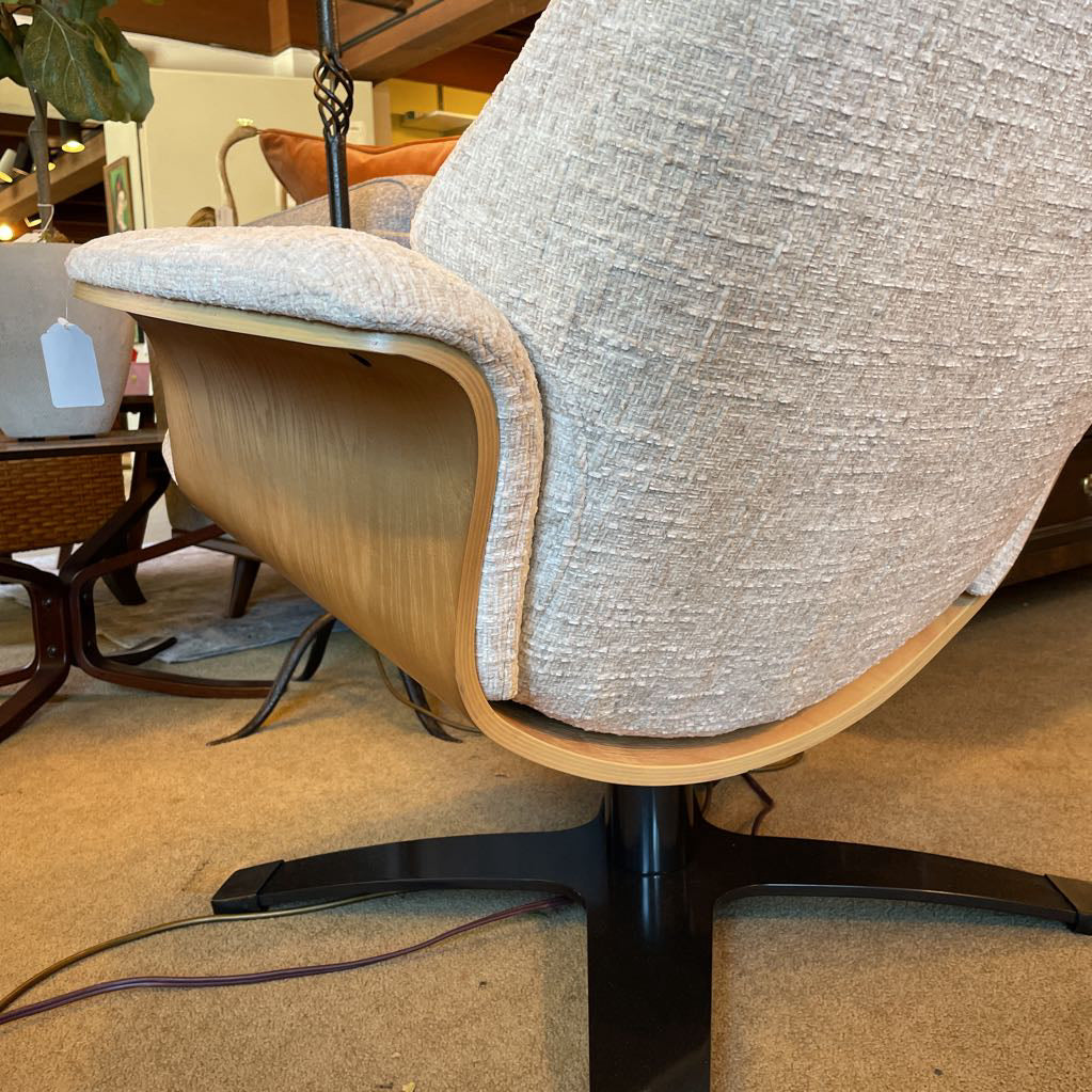 Sardinata Arctic Accent Chair