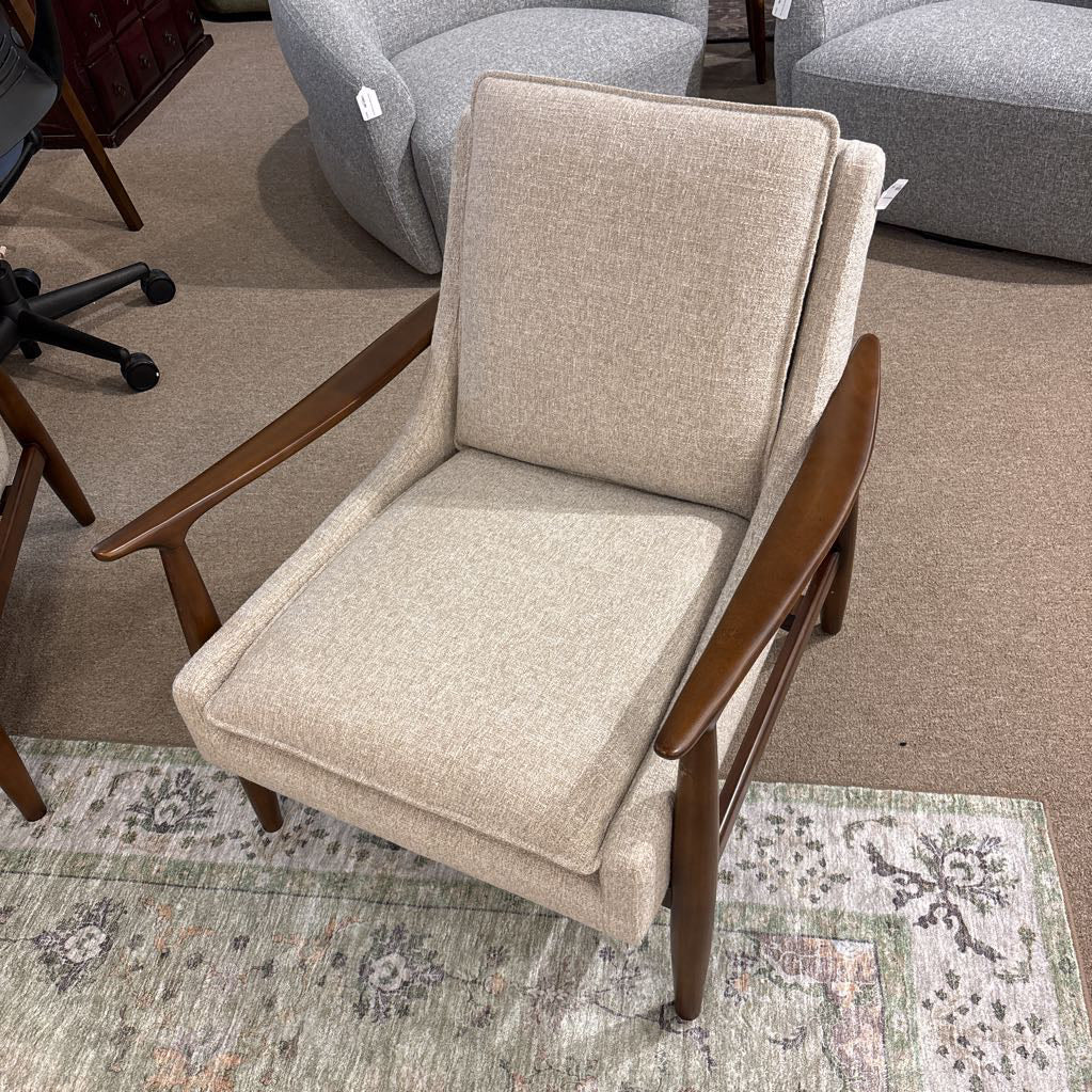 Villarica Ginger Wood Arm Chair U ACCENT CHAIRS
