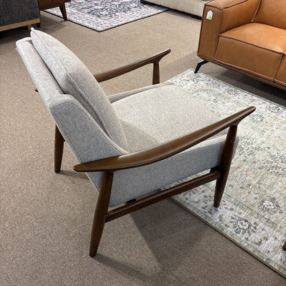 Villarica Ginger Wood Arm Chair U ACCENT CHAIRS