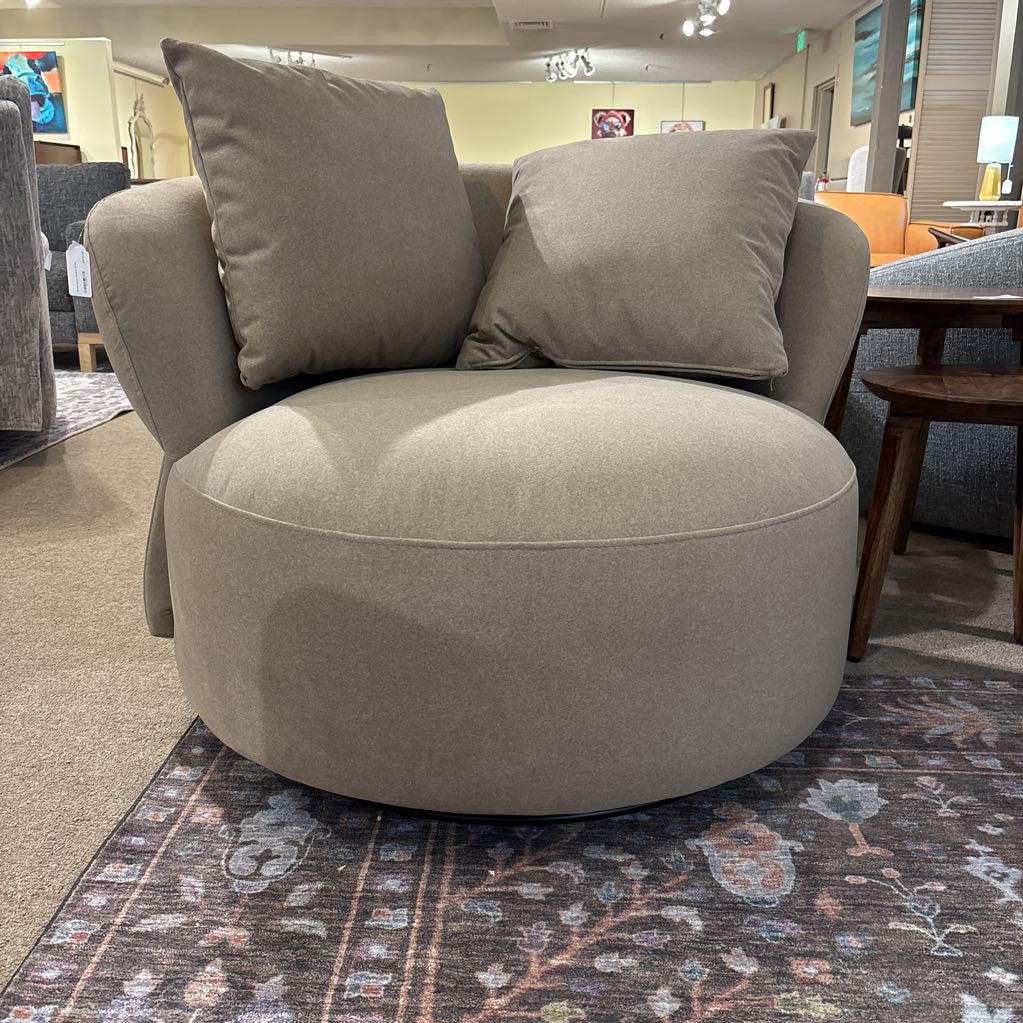 Paron Dune Accent Chair