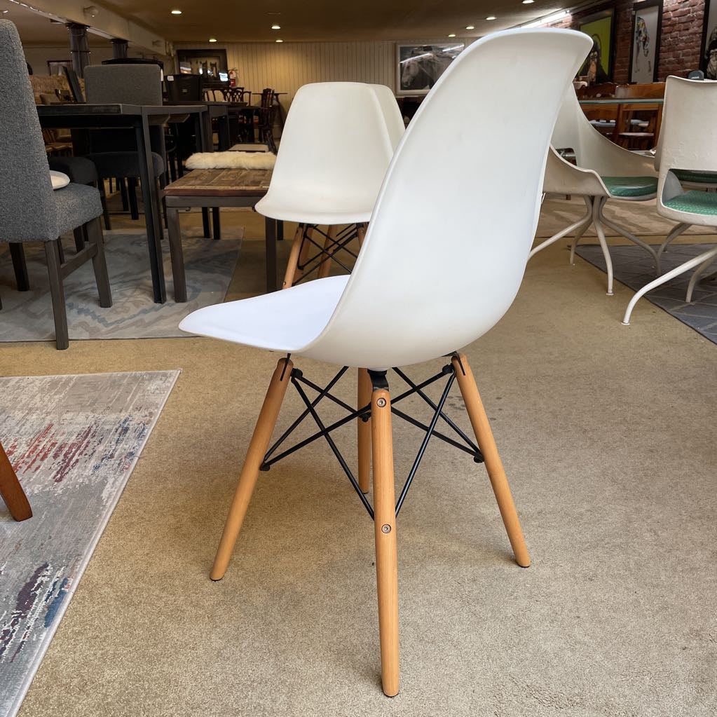 Eames Style White Molded Dining Chairs SET of 4