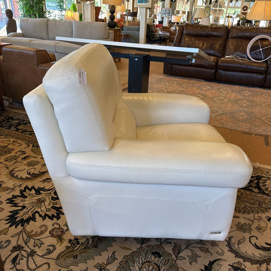 Gamma White Steer Hide Swivel Chair