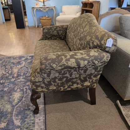 Vintage Floral Loveseat w/ Wood Legs
