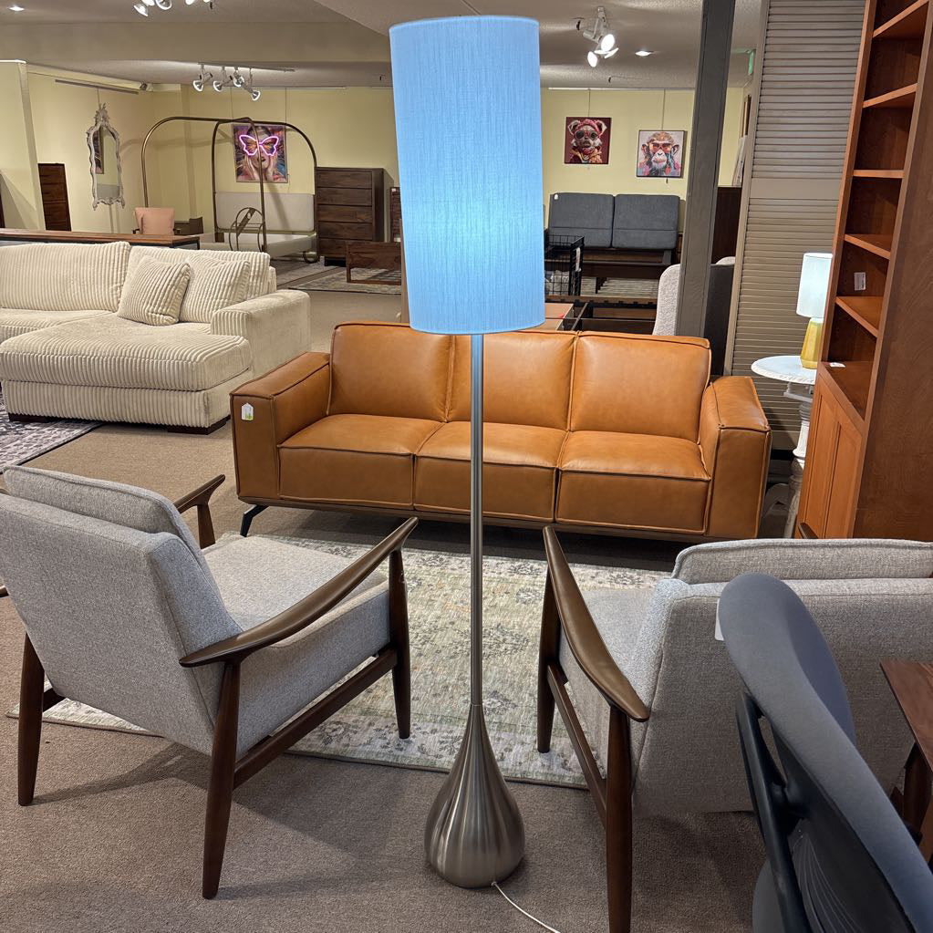Teardrop Steel Floor Lamp
