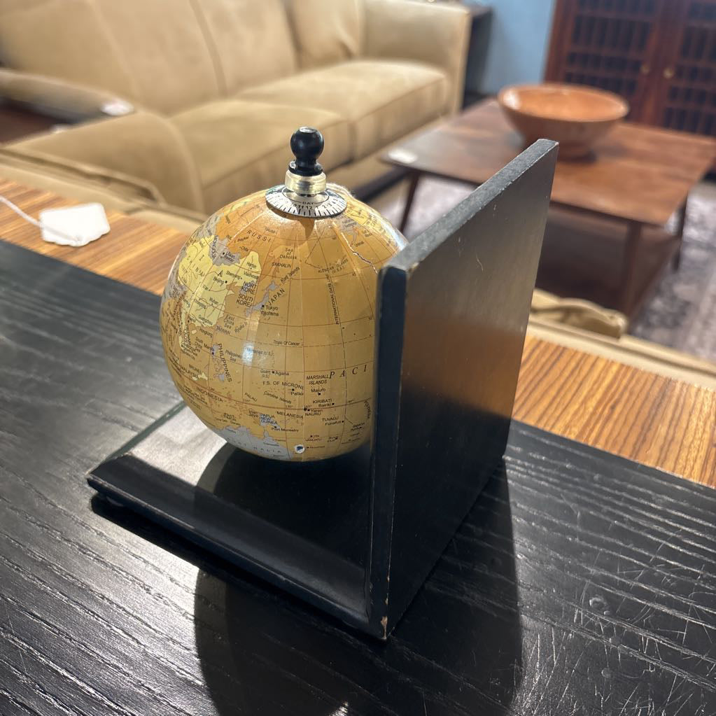 Small Globe Bookend SMALLS
