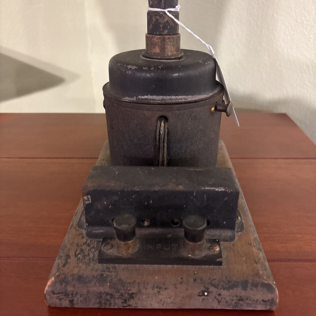 Vintage Magnavox Radio Horn
