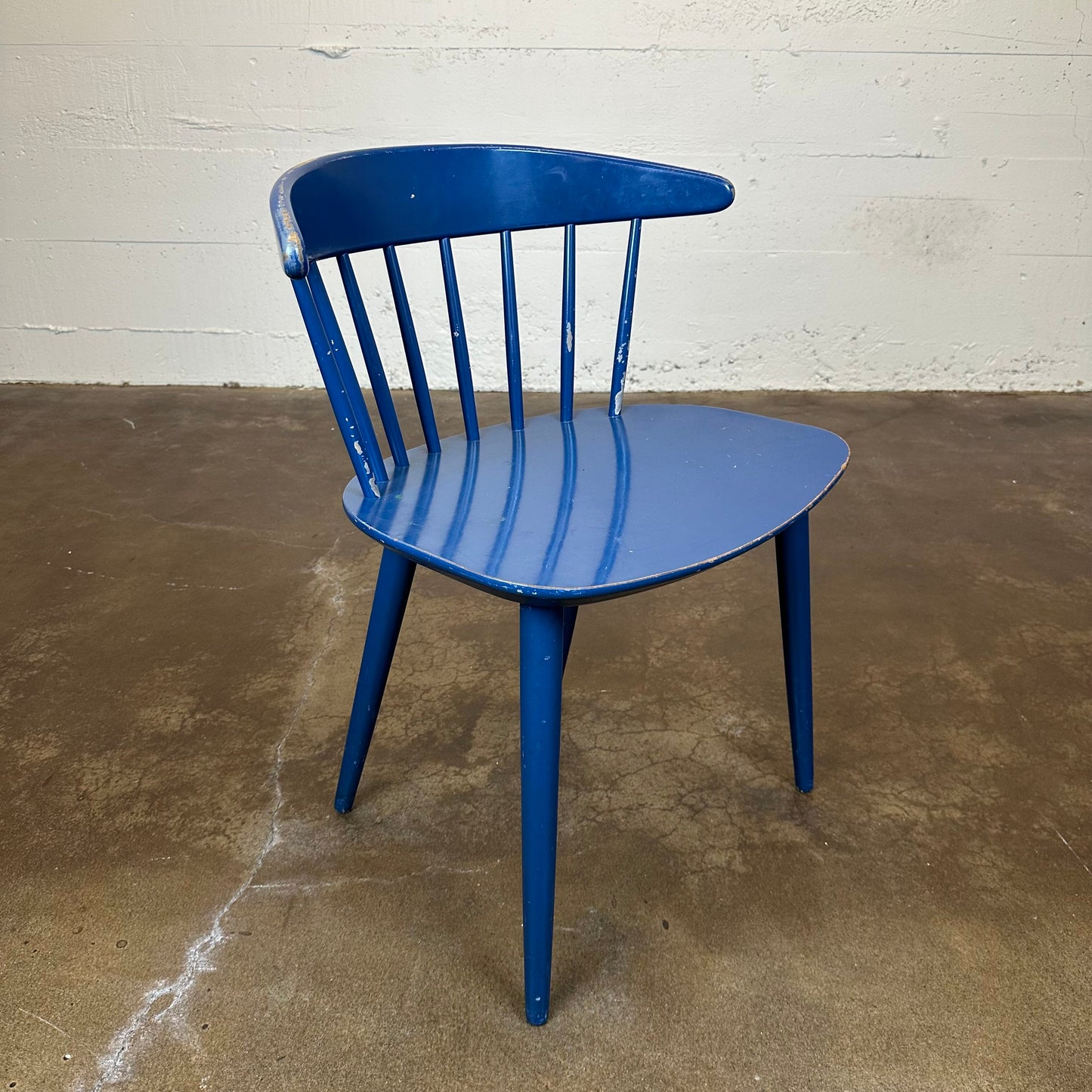 J104 chair by jorgen baekmark