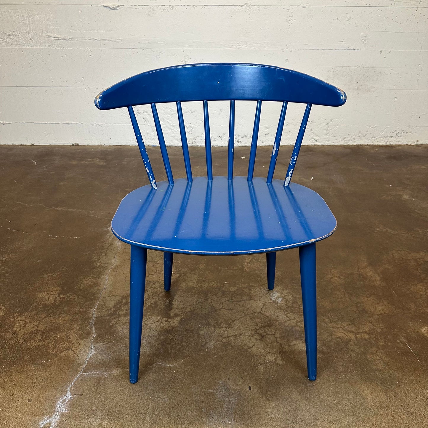 J104 chair by jorgen baekmark
