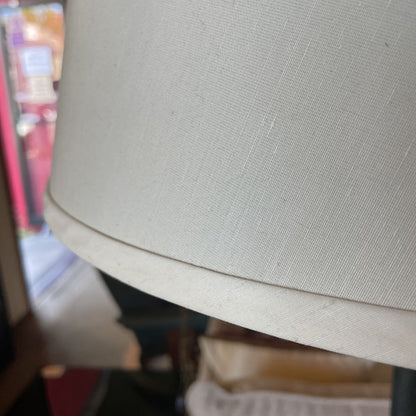 Metal Twisted Base Detail Floor Lamp