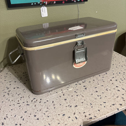Vintage Vagabond Cooler