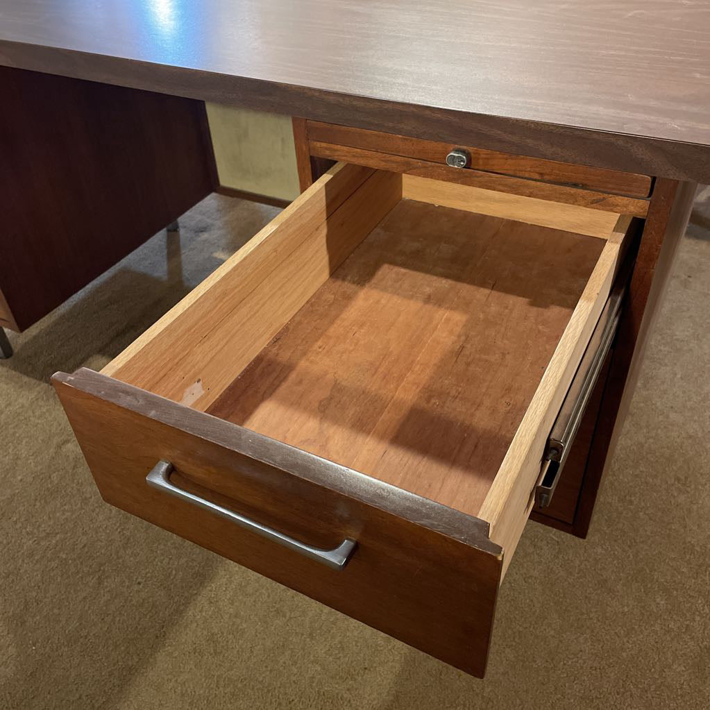 MCM Executive Desk