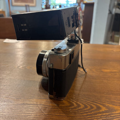 Konica Auto S2 Rangefinder w/Soligor MK-8 Flash