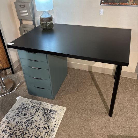 Black Top Desk w/Light Blue Drawers