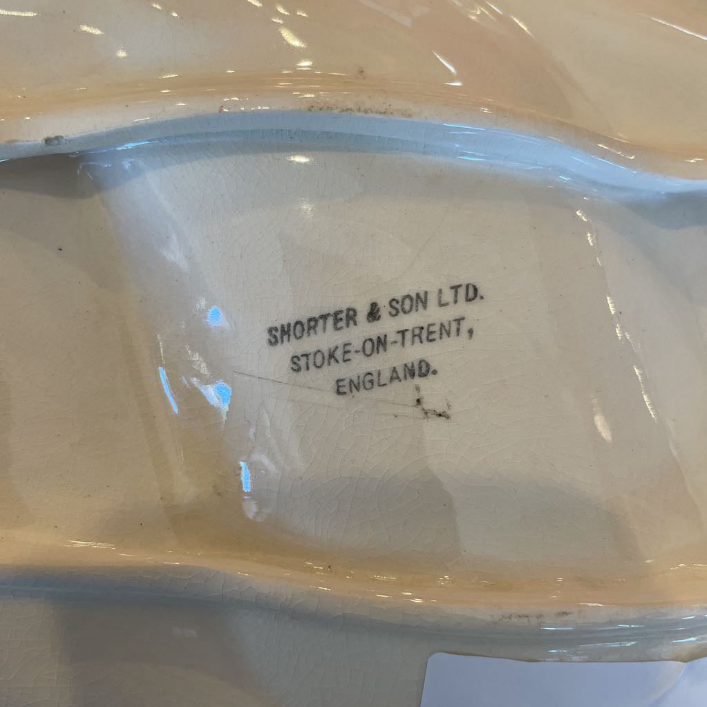 Shorter & Son/England Oval Green and Yellow Serving Dish