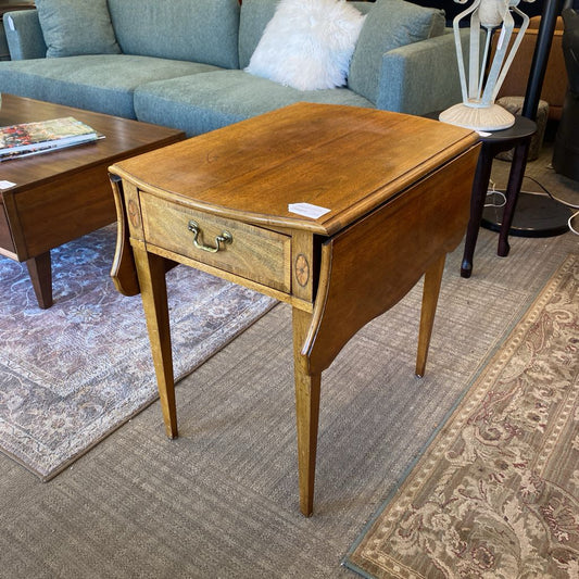 Traditional Dropleaf Side Table w/Drawer C SIDE TABLES