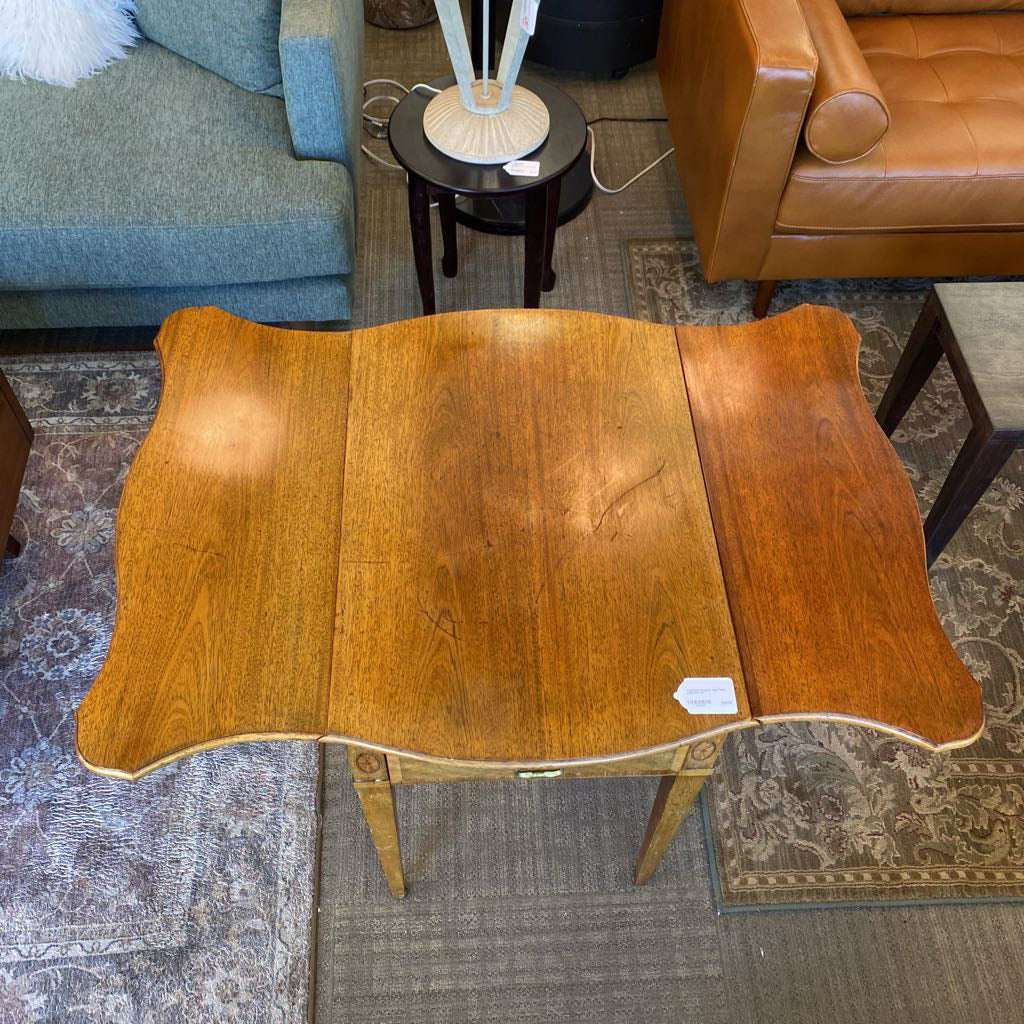 Traditional Dropleaf Side Table w/Drawer C SIDE TABLES