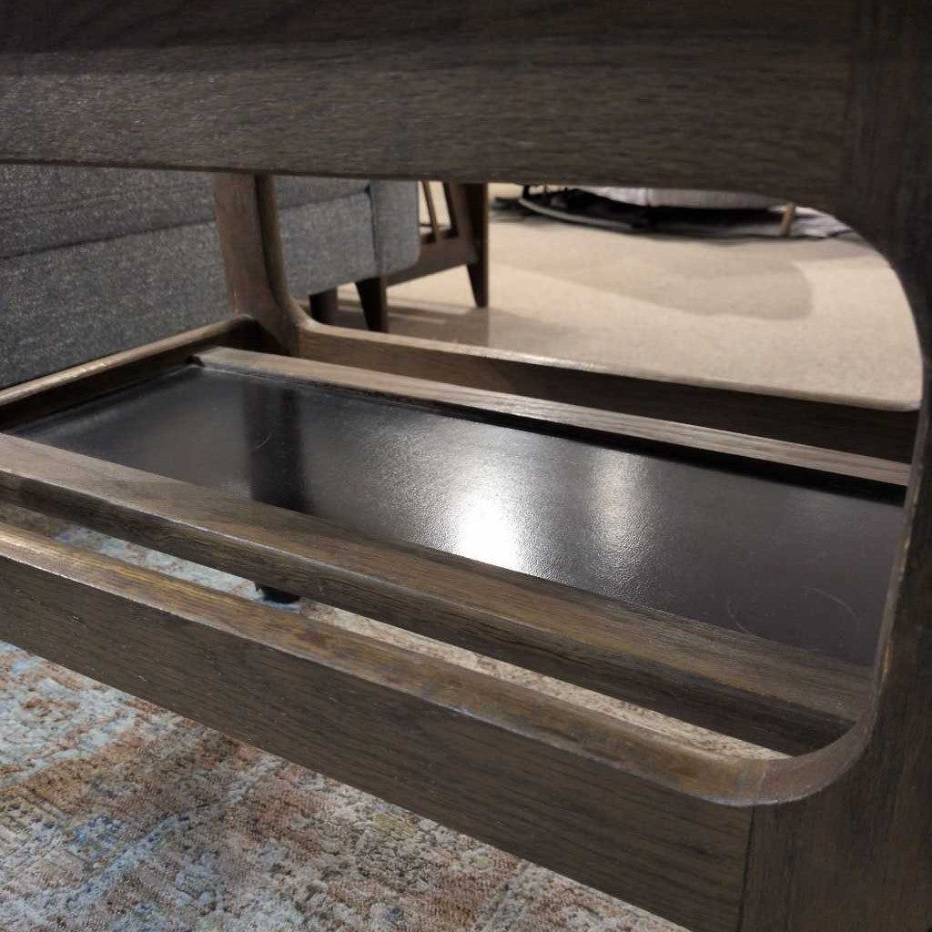 Side Table w/ Wheels C SIDE TABLES