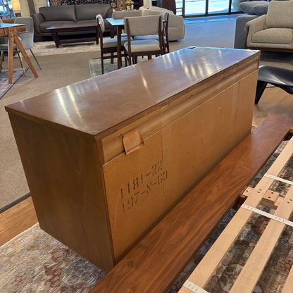 MC 6 Drawer Dresser