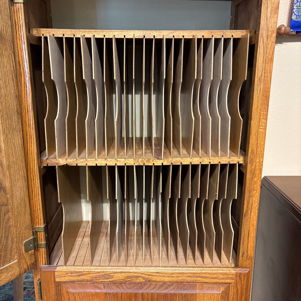 Vintage 2 Door Vinyl Storage Cabinet