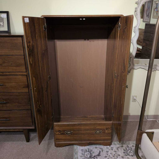 Vintage Wardrobe