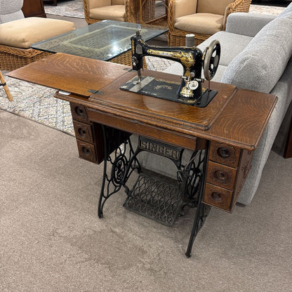 Vintage Singer Sewing Machine
